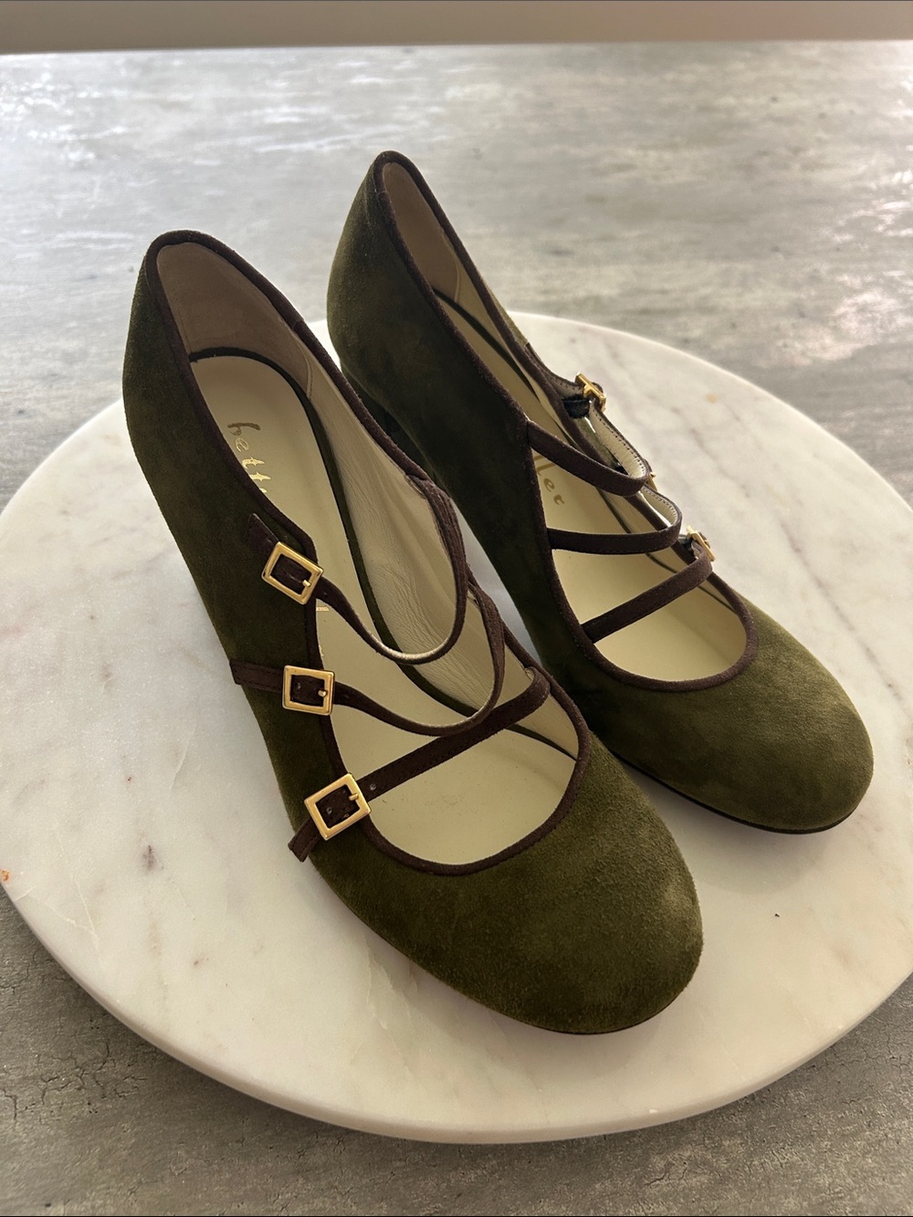 Bettye muller Olive Green Suede Mary Jane Heels with Triple Straps size 36